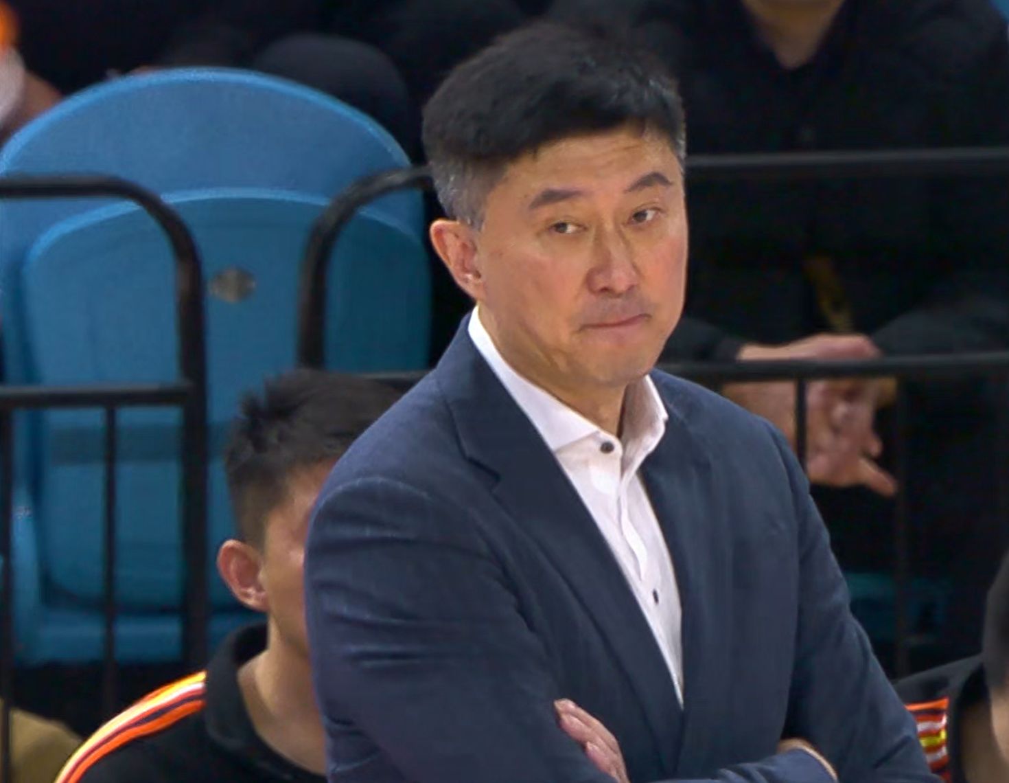 开云体育下载网页版-杜锋点名表扬3人！创造了广东队新纪录