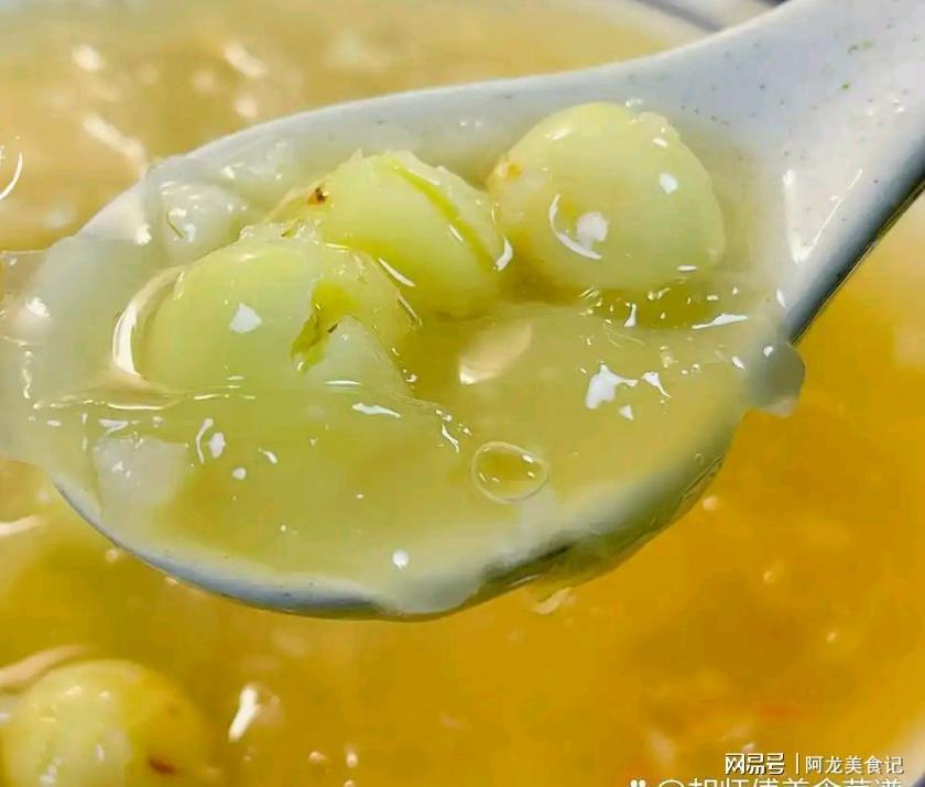 开云体育下载网页版-莲子和它天生一对，再贵也值得吃！慢火熬煮一锅，特养人、有滋味